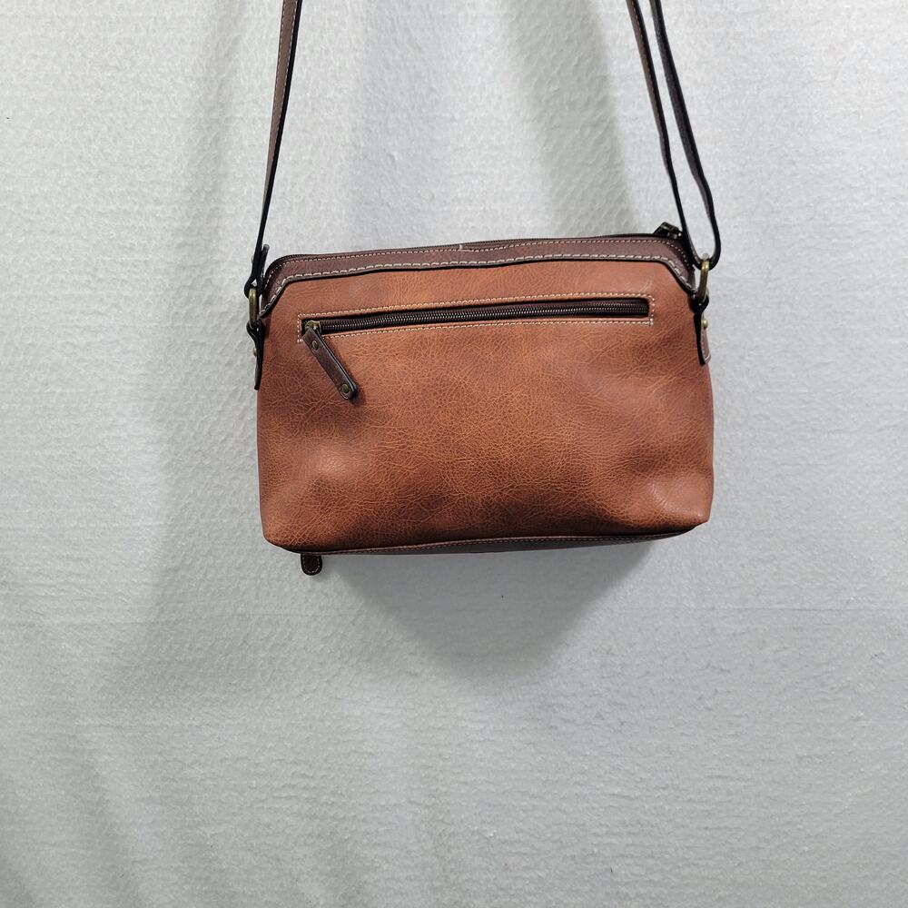 B.O.C Born Brown Crossbody Faux Leather Purse Size 12"x8.5"x2"  11325-M1Clo2 - Picture 4 of 12